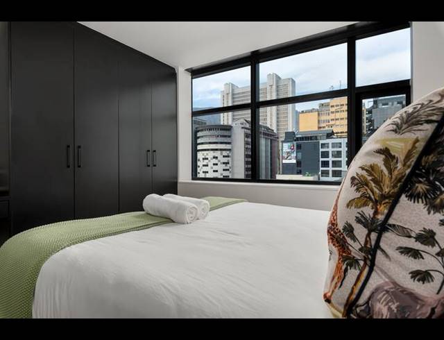 1 BEDROOM APARTMENT FOR SALE IN CAPE TOWN CITY CENTRE